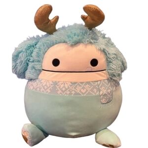 Squishmallows Joelle Winter Bigfoot scarf 16 inch Squishmallows